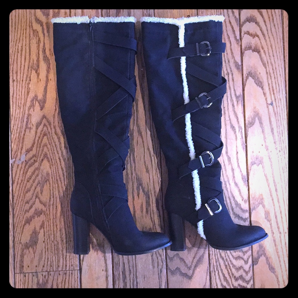 Fun fashionable Lelia Stone under knee boots.